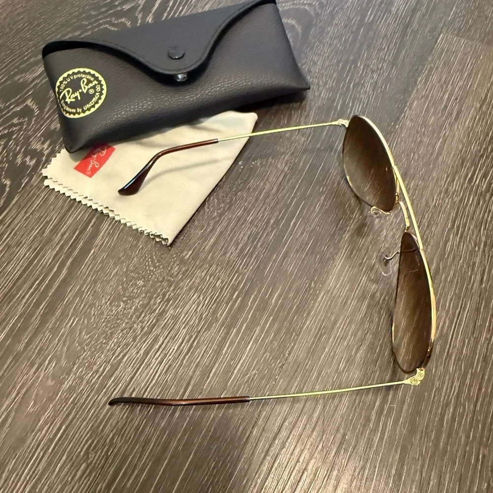 Ray-Ban Aviator Metal II Brown and Gold Gradient Sunglasses - Picture 5 of 5